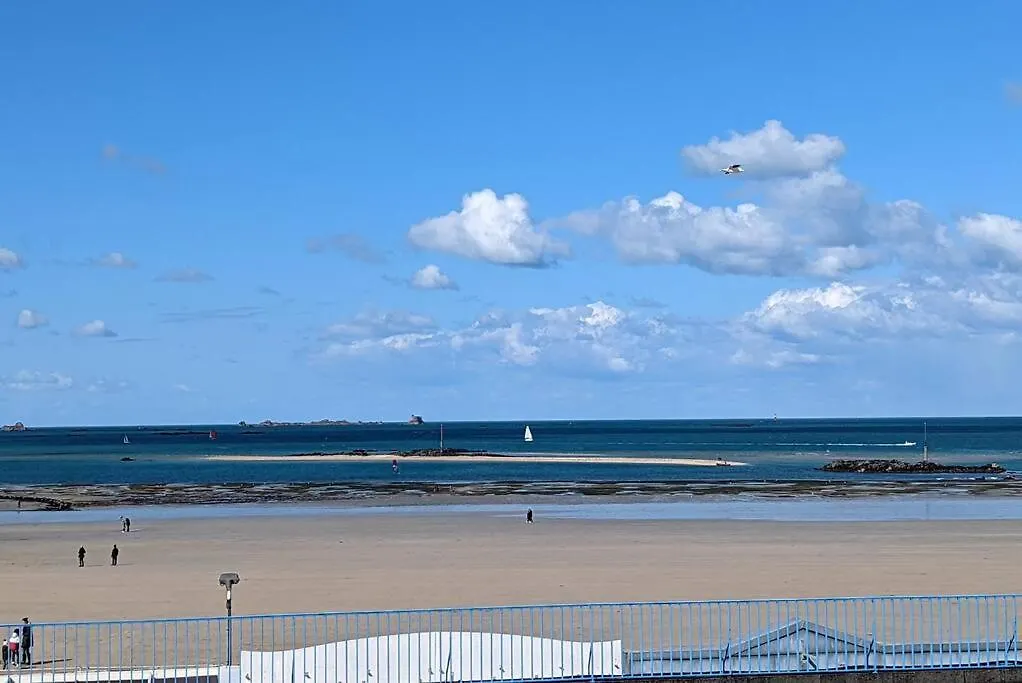 Dinard : Appartement Bord De Mer